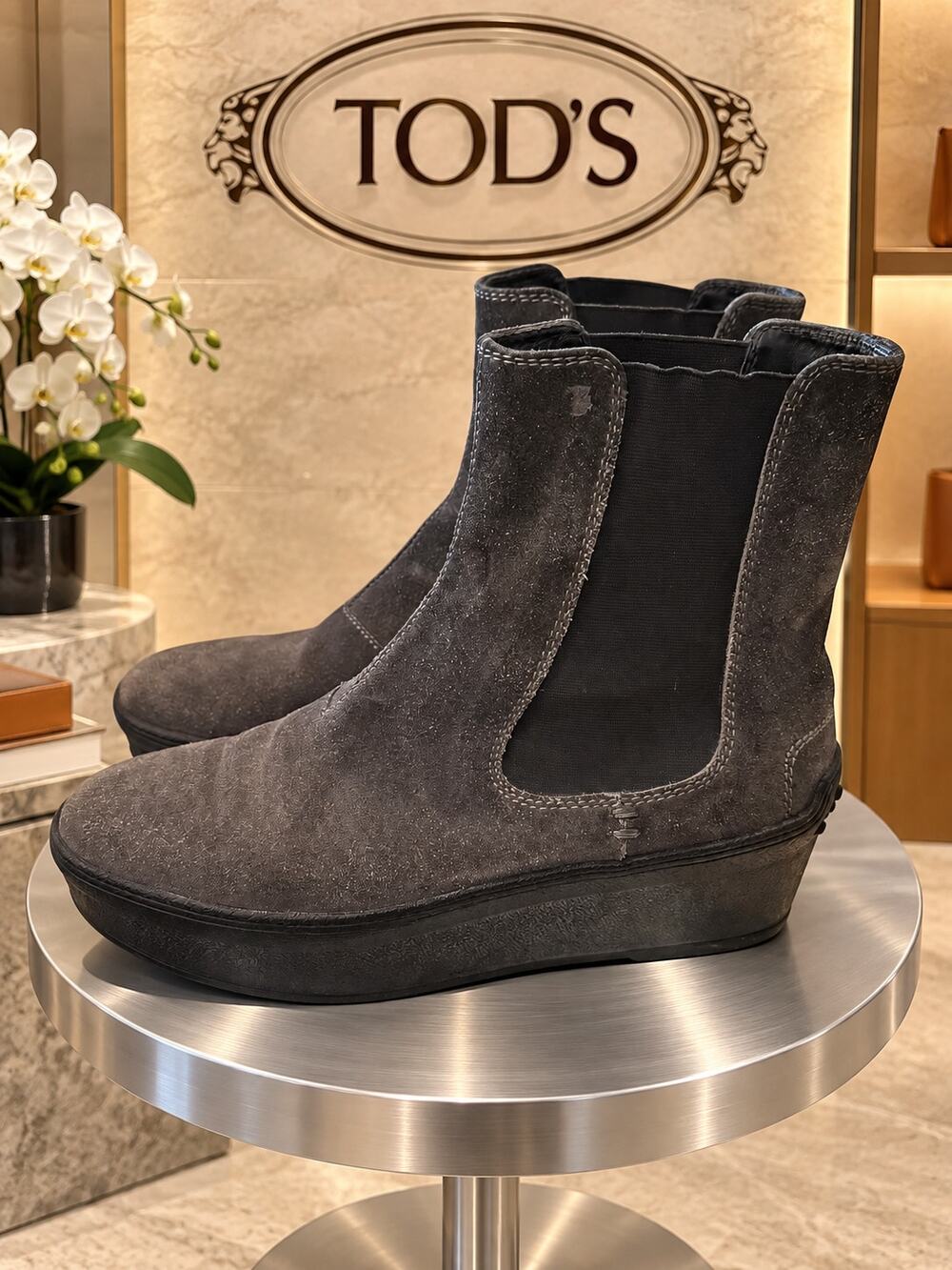 Tod’s Dark Gray Leather Chelsea Wedge Ankle Boots Women’s EU 37 US 7